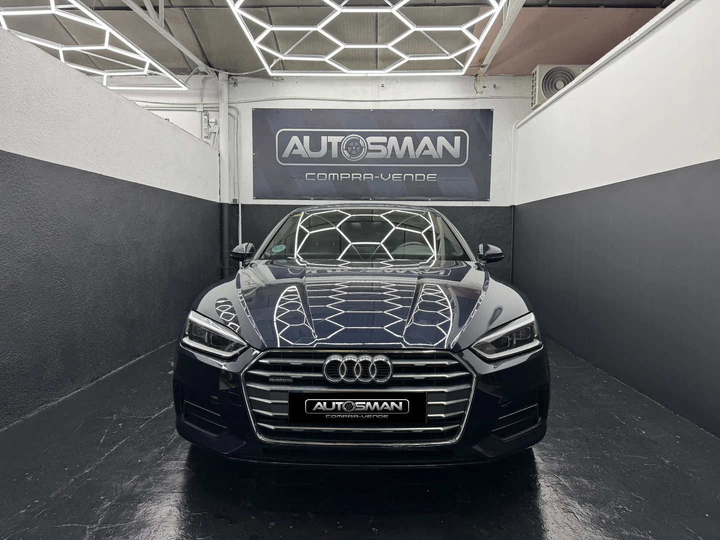 AUDI A5 Sline Sportback 2.0tdi 190cv Quattro 2017 Diésel AZUL - Interior